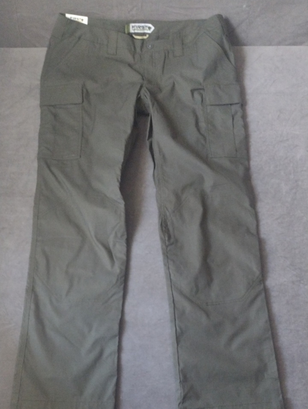 Women’s 18T 40/33.5) Utility Cargo Workwear Trousers - Olive Green